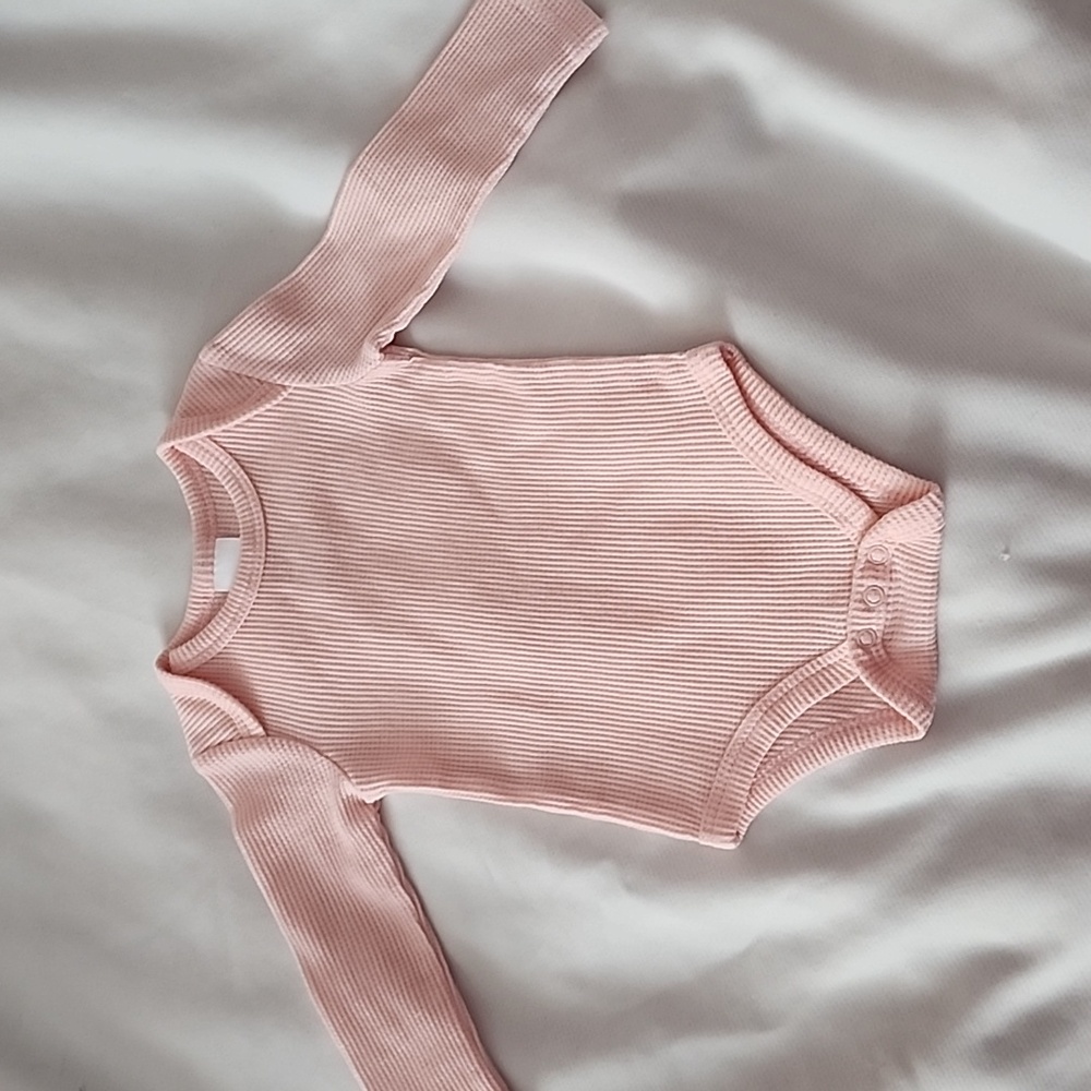 Little Beginnings Bodysuit Size: 6-9 Months